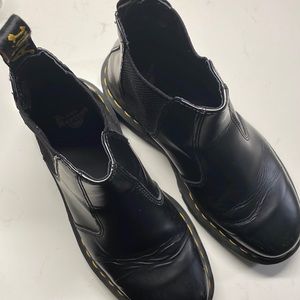 Dr Martens Chelsea boot